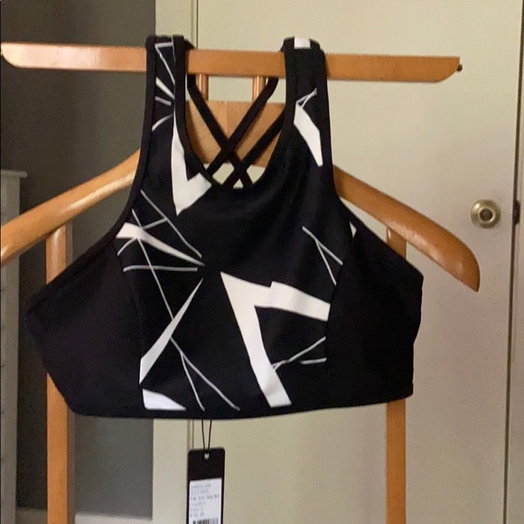 ❌Final Sale❌ Sporty bikini top or work out top. - Picture 4 of 12